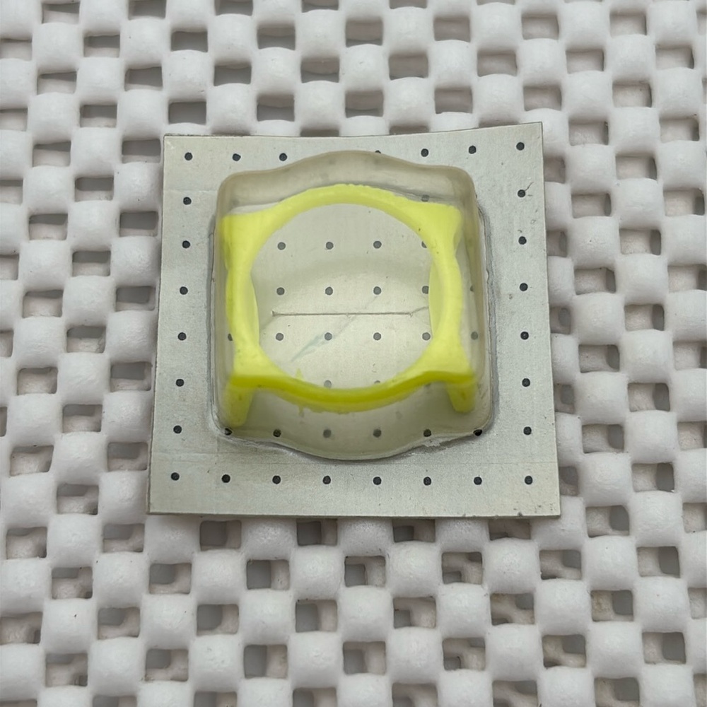Swatch Watch Guard Too - Yellow - Small